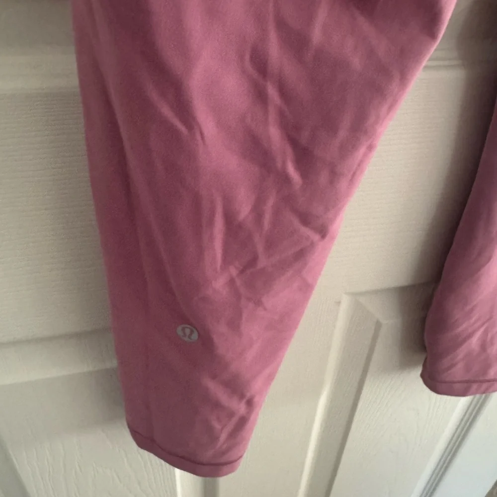 Lululemon Align HR 21” Legging in Pink Blossom